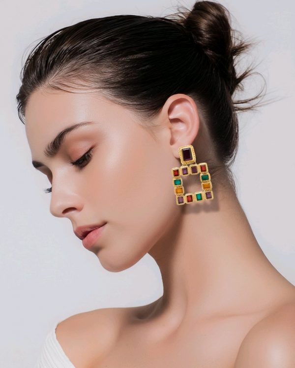 Pendientes geométricos cuadrados, Zozana