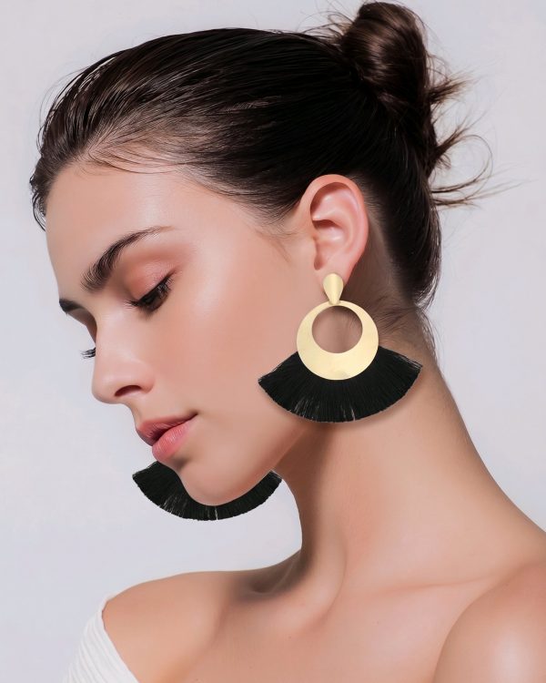 Pendientes colgantes de borla, Maldivas