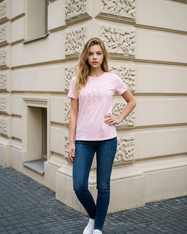 Camiseta de algodón con letras bordadas