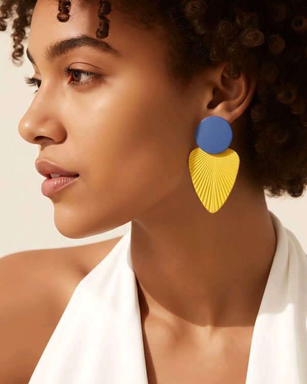 Pendientes geométricos diseño de hoja, Danae