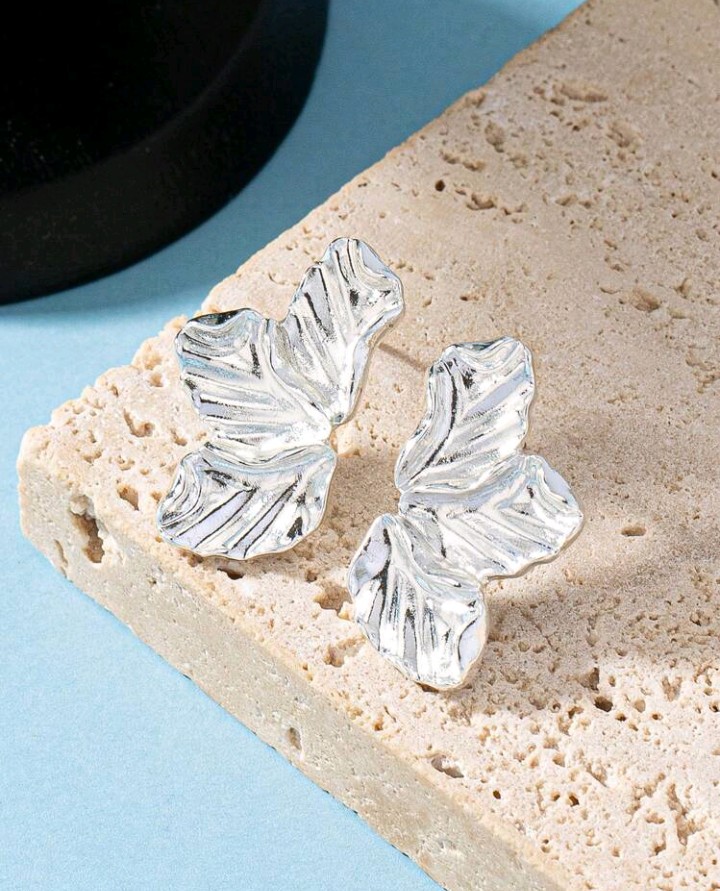 Pendientes geométricos diseño de media flor, Ailén - Imagen 8