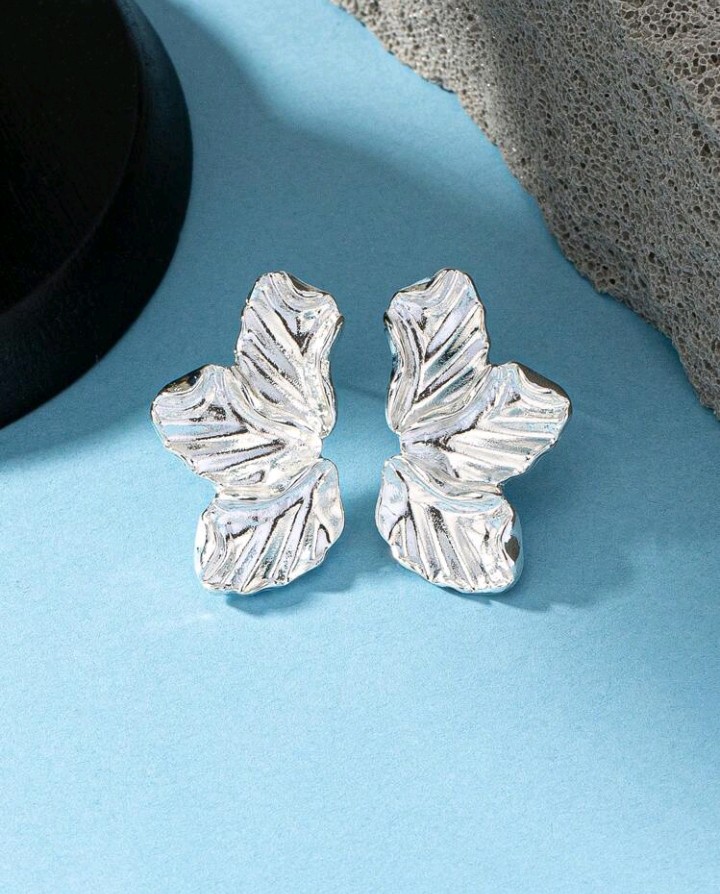 Pendientes geométricos diseño de media flor, Ailén - Imagen 6