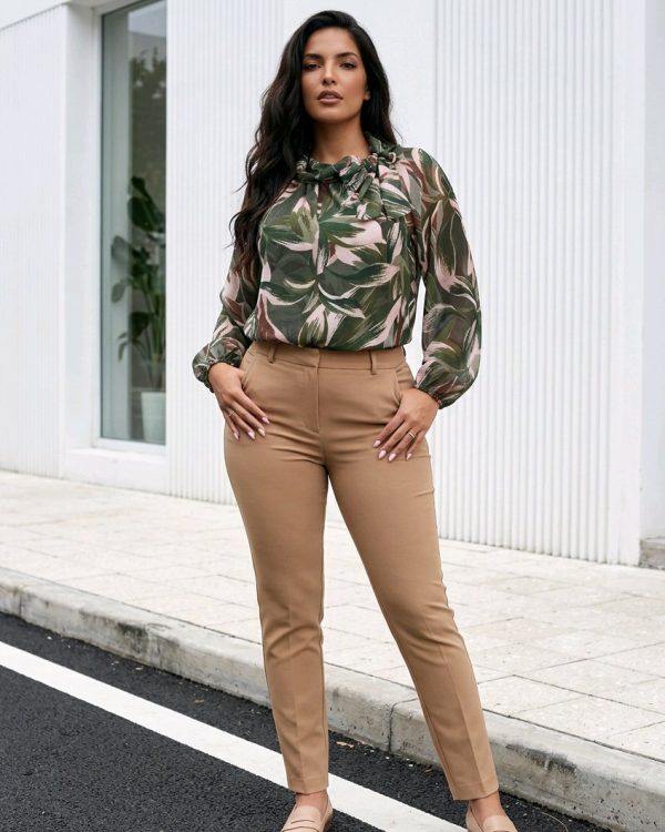 Camisa estampada con lazo